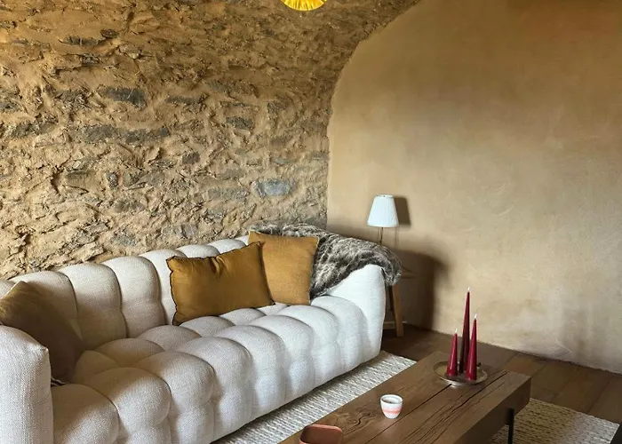 度假居 With Character In Corsica