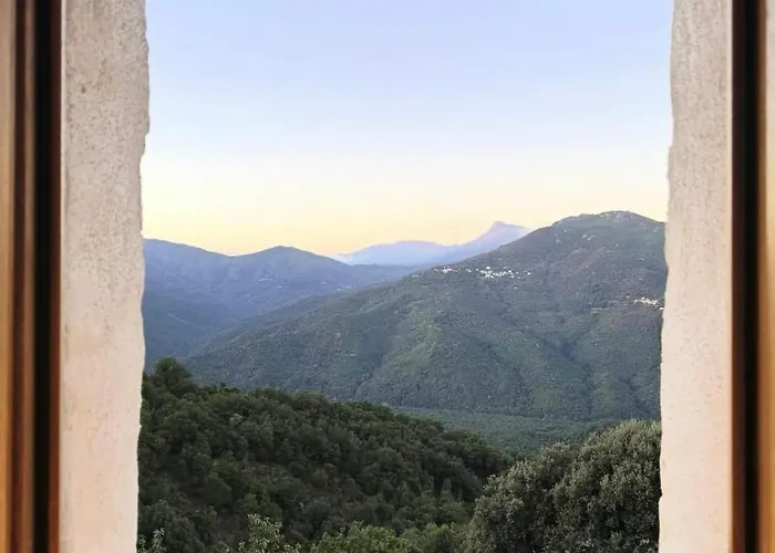 度假居 With Character In Corsica *